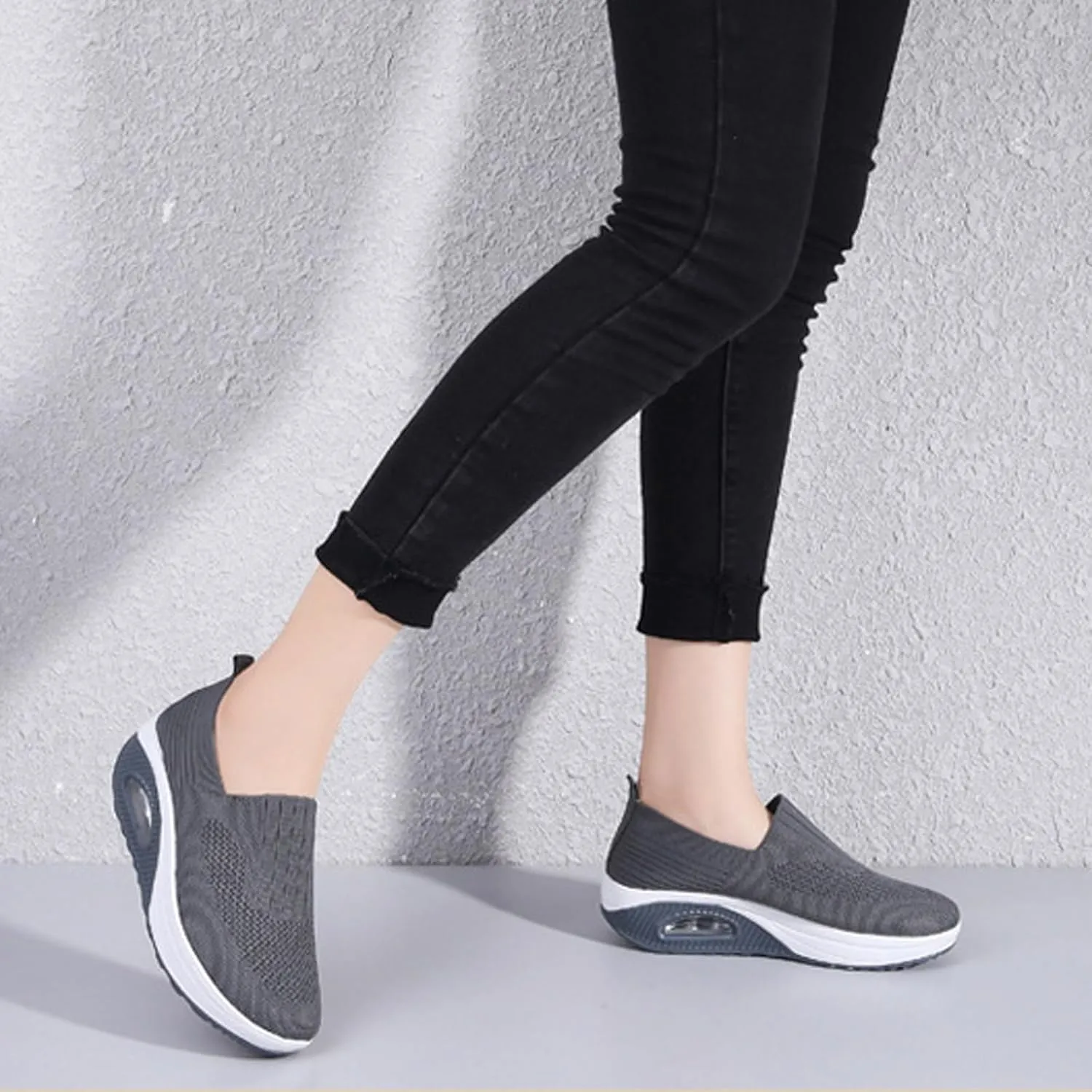 Aceptolcom Women Orthopedic Sneakers Walking Shoes,Mesh Breathable Arch Support Slip-on Light Air Cushion Orthopedic Sneakers Diabetic Shoes