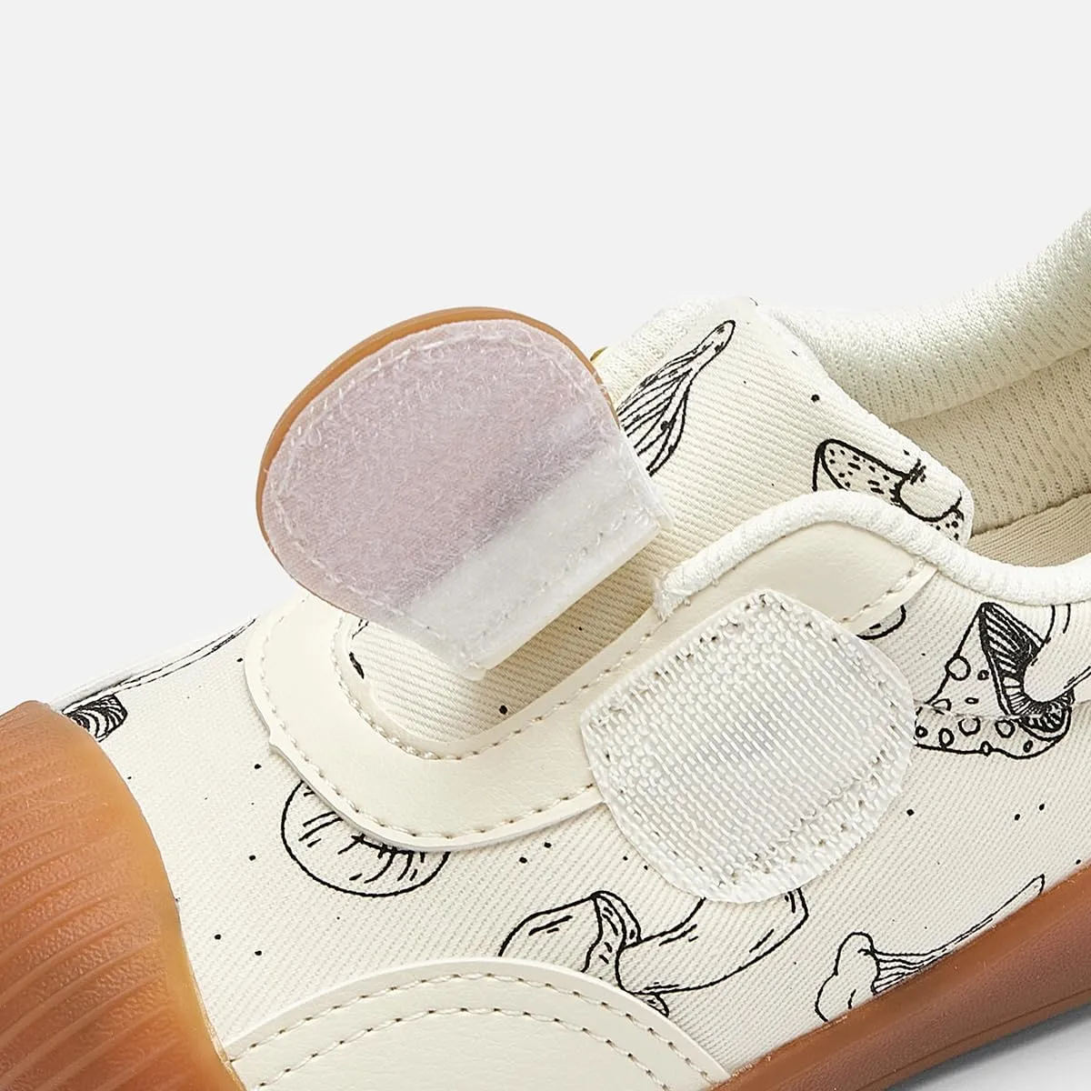 Balabala Baby Infant Boys Girls Sneakers Lightweight Breathable Hook & Loop Walking Shoes