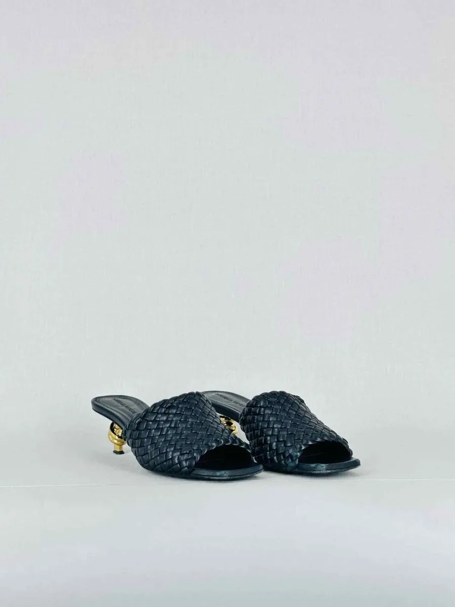 BOTTEGA VENETA Knot Black Intreccio Mules 39