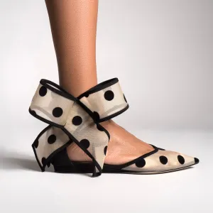 BOW FLAT