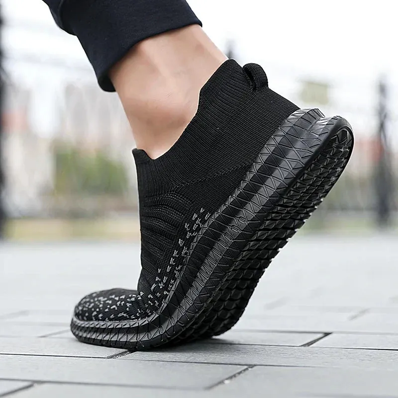 Classic Breathable Men's Sneakers – Timeless Style & All-Day Comfort.