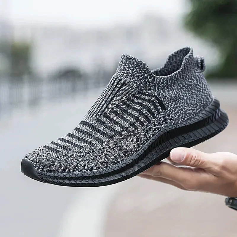 Classic Breathable Men's Sneakers – Timeless Style & All-Day Comfort.