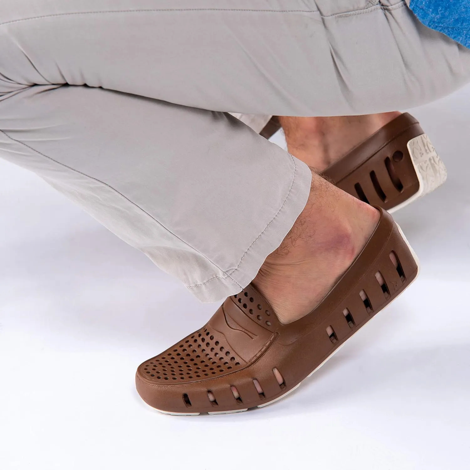Floafers Country Club Driver Waterproof Loafers for Men Offers Closed Cell EVA Foam with Ventilation Design and Odor-Resistance