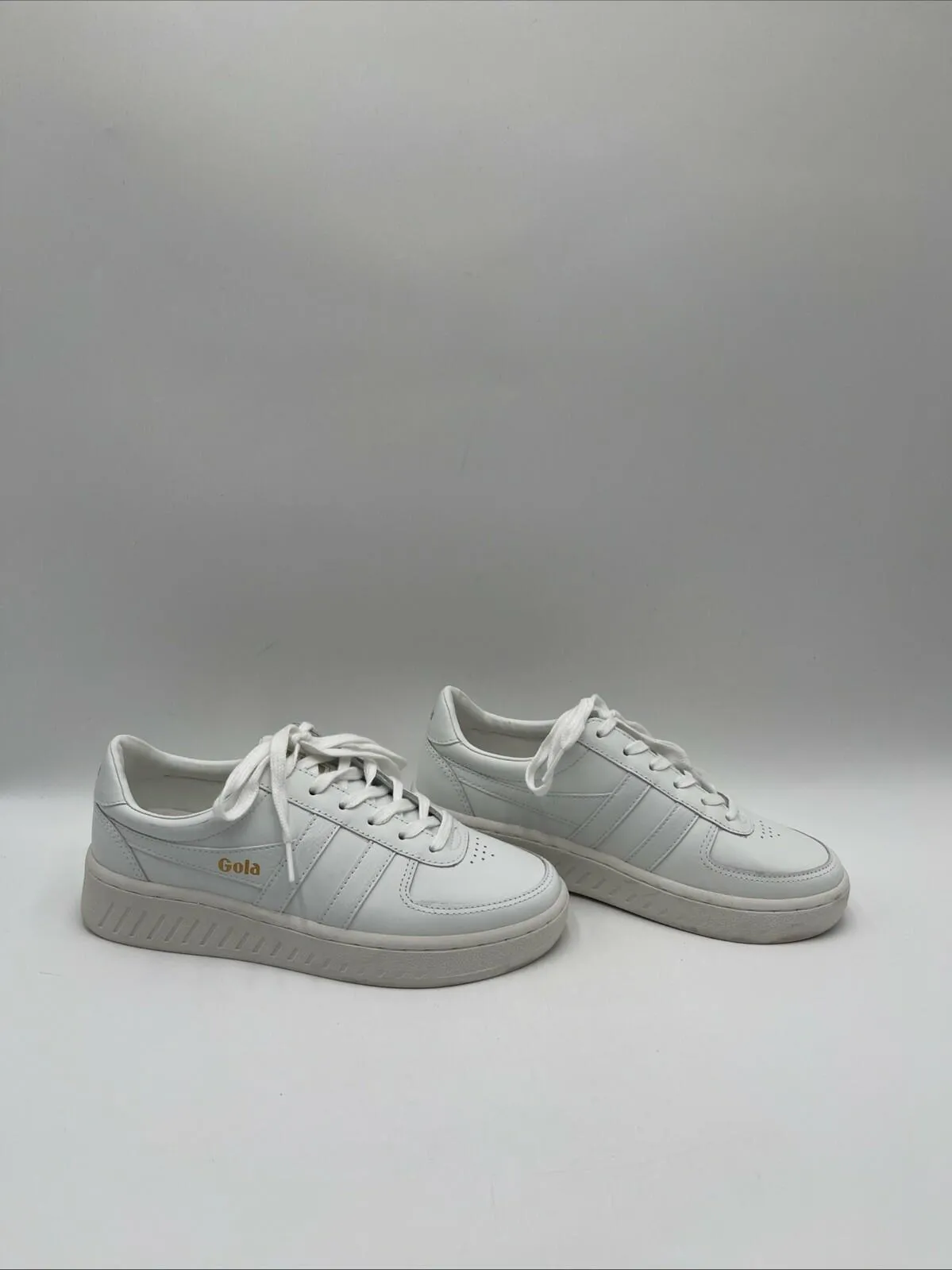 Gola Women's Grandslam Trident Sneakers White Size 6.5 - Very Good