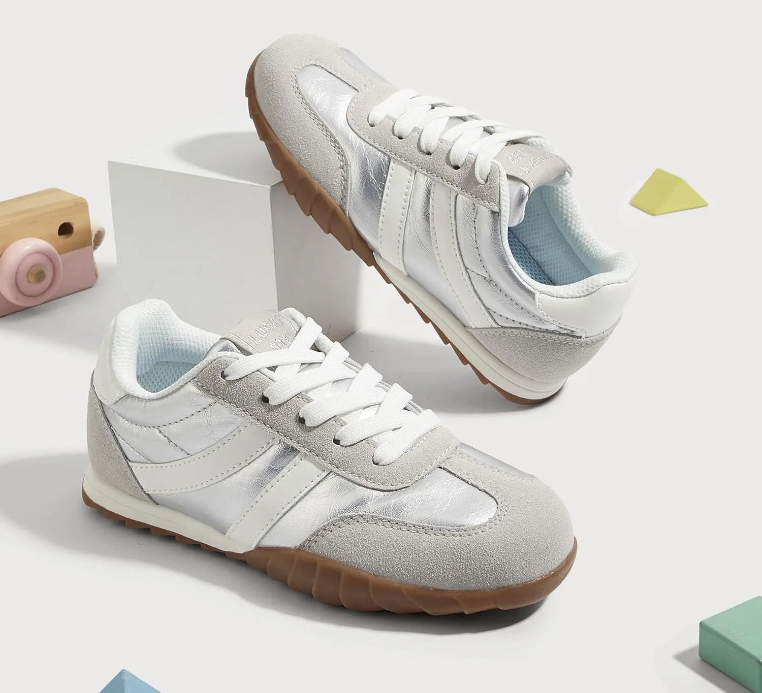 LUCKY STEP Boys Girls Casual Fashion Sneakers Classic Retro Walking Shoes Non Slip Running Trainers for Little Kids