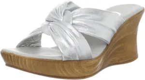 Onex Women's Puffy Wedge Sandal,Silver,6 M US