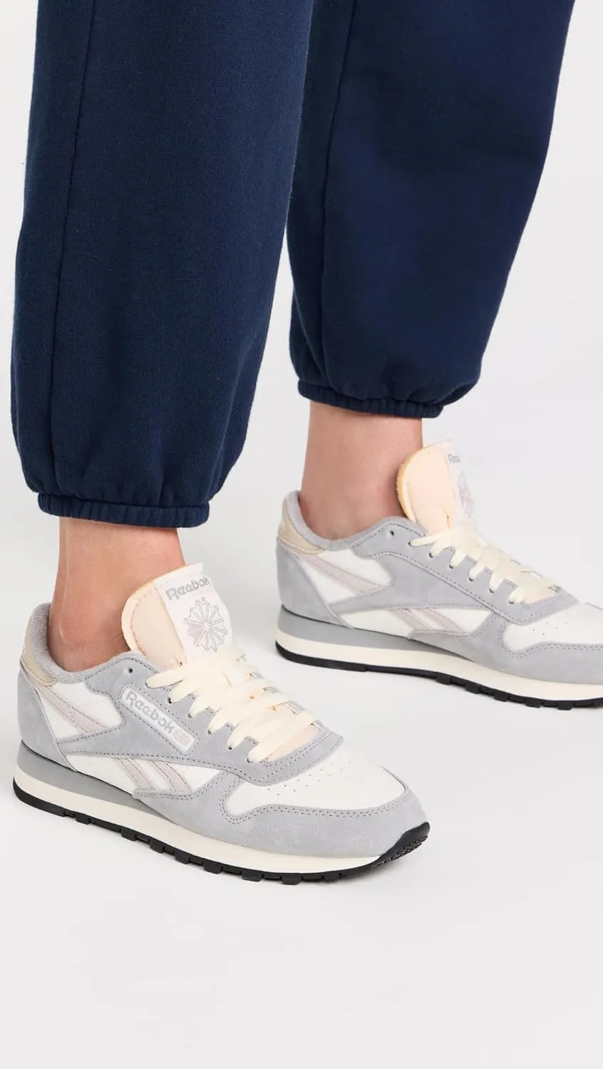 Reebok Unisex-Adult Classic Leather Sneakers Legacy