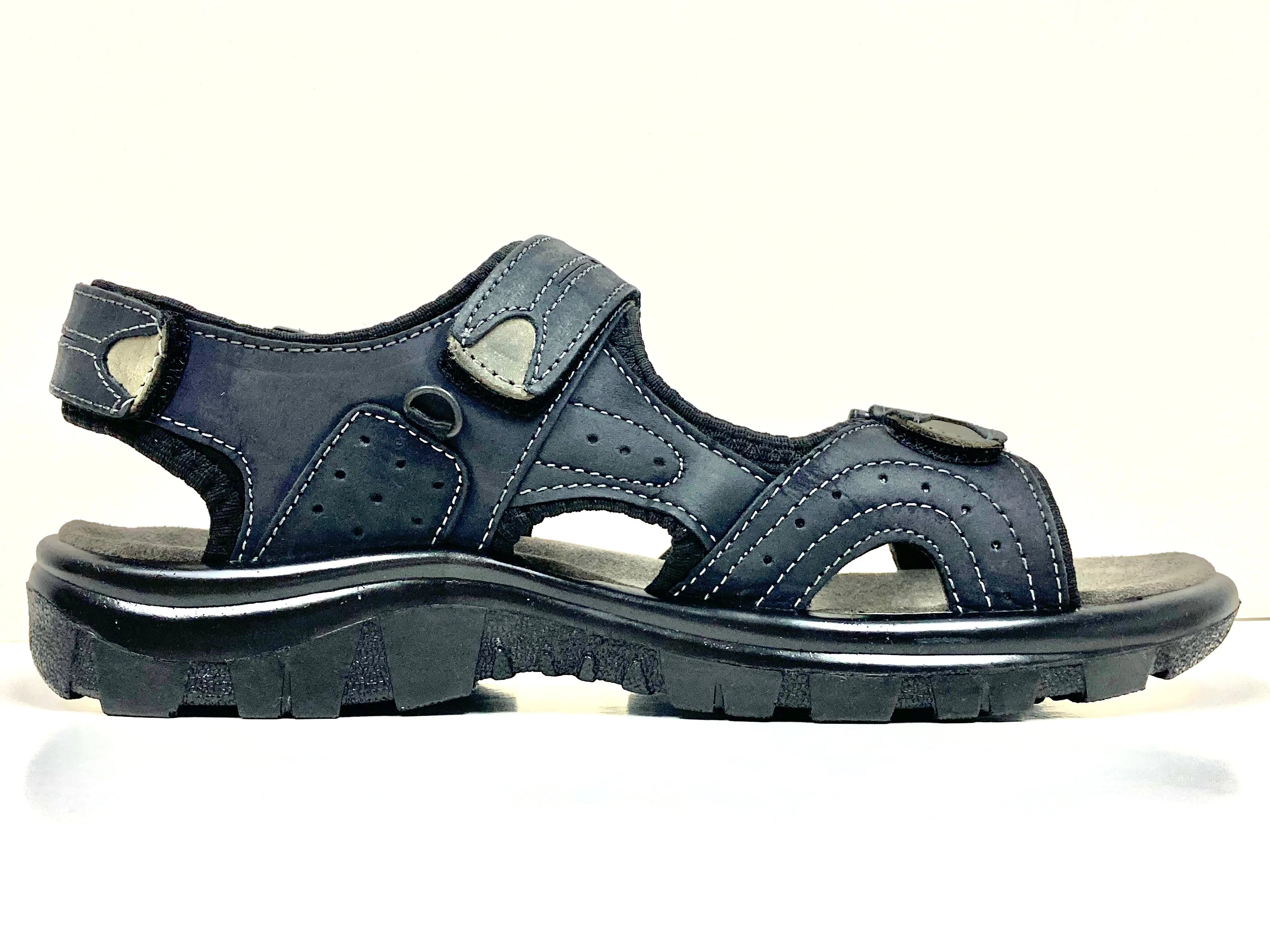 RF-82 SANDALS