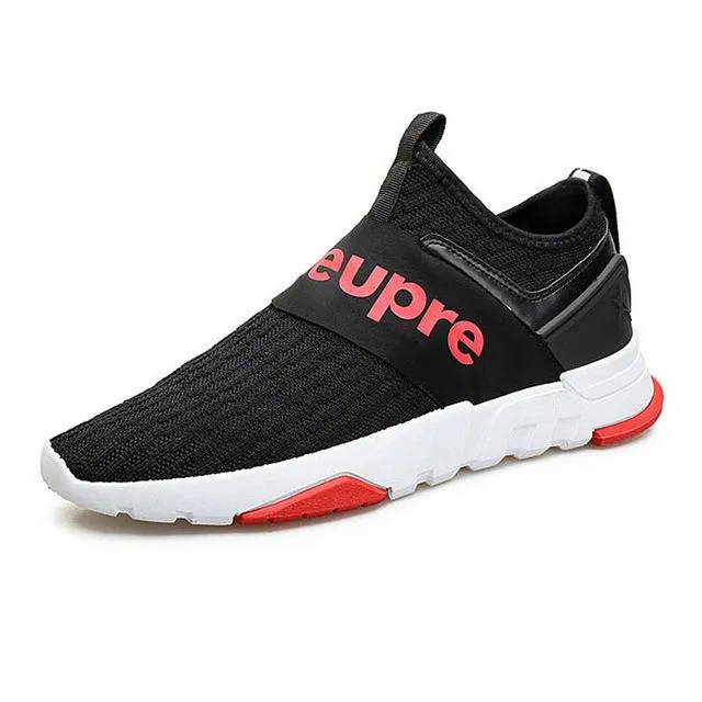 SORO LIGHTWEIGHT SNEAKERS