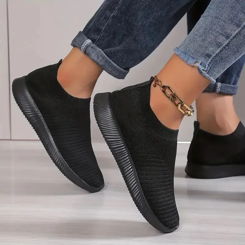 StrideFlow Lightweight Sneakers