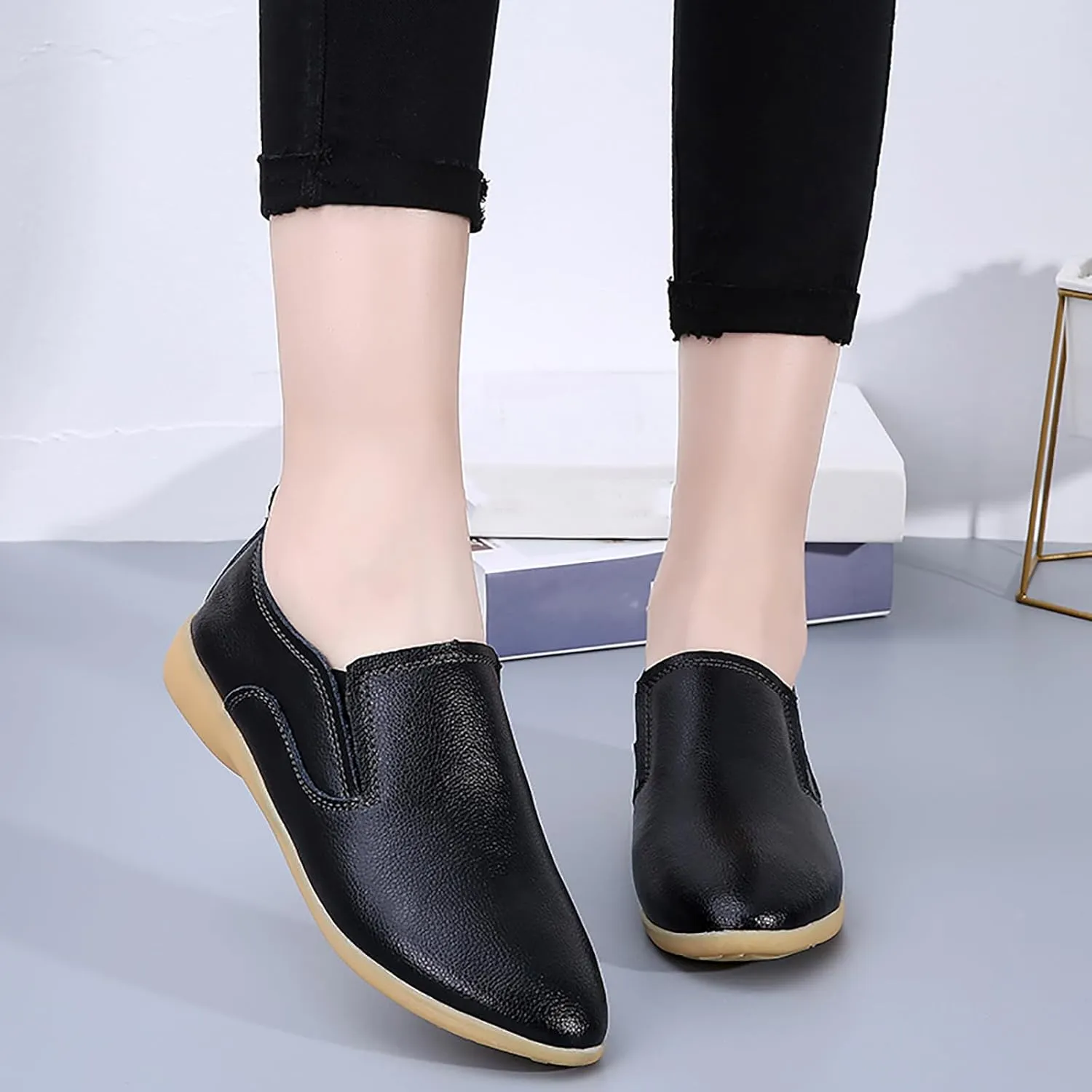Sunporx Women's Comfortable Loafers Driving Moccasins Shoe Slip on Pointed Toe Flats Casual Comfortable Office Work Business Shoes Breathable Walking
