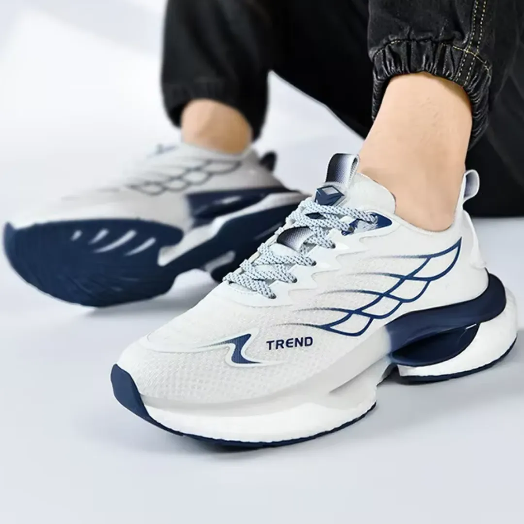 Trail Lightweight Sneakers