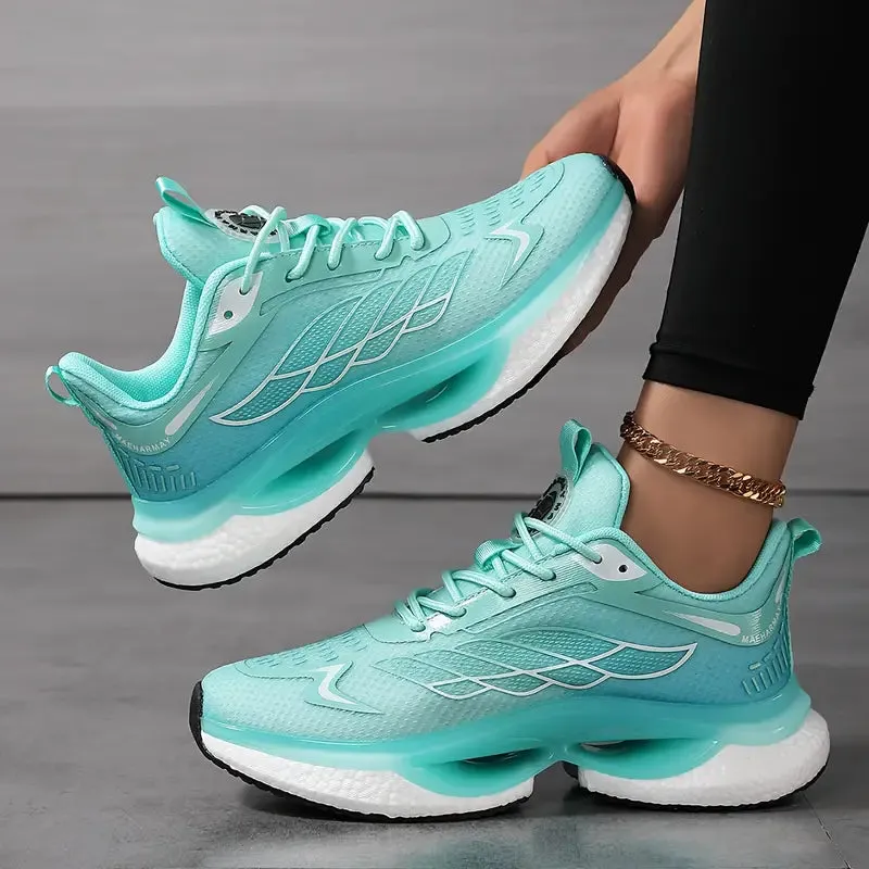 Trail Lightweight Sneakers