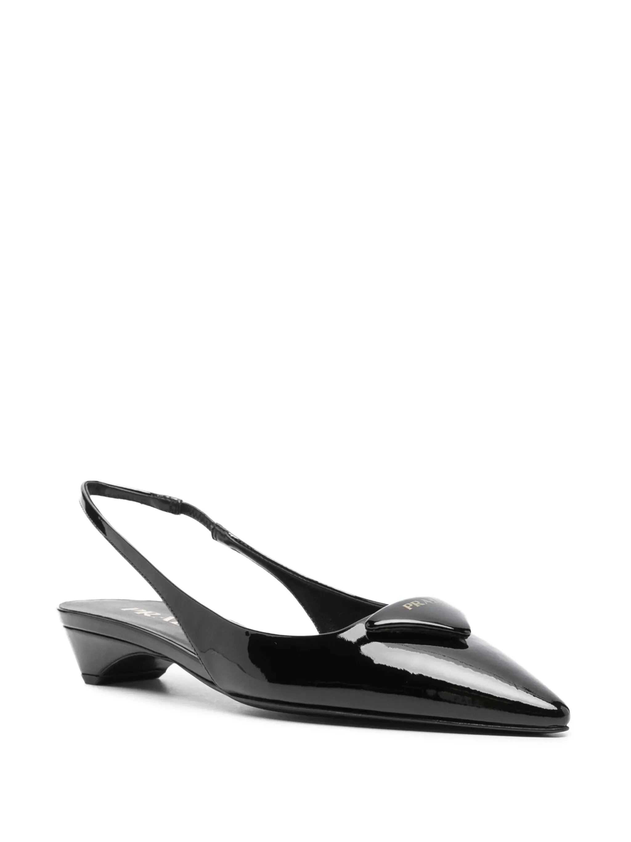 Trendsetting patent-leather pumps slingback Remote-controlled