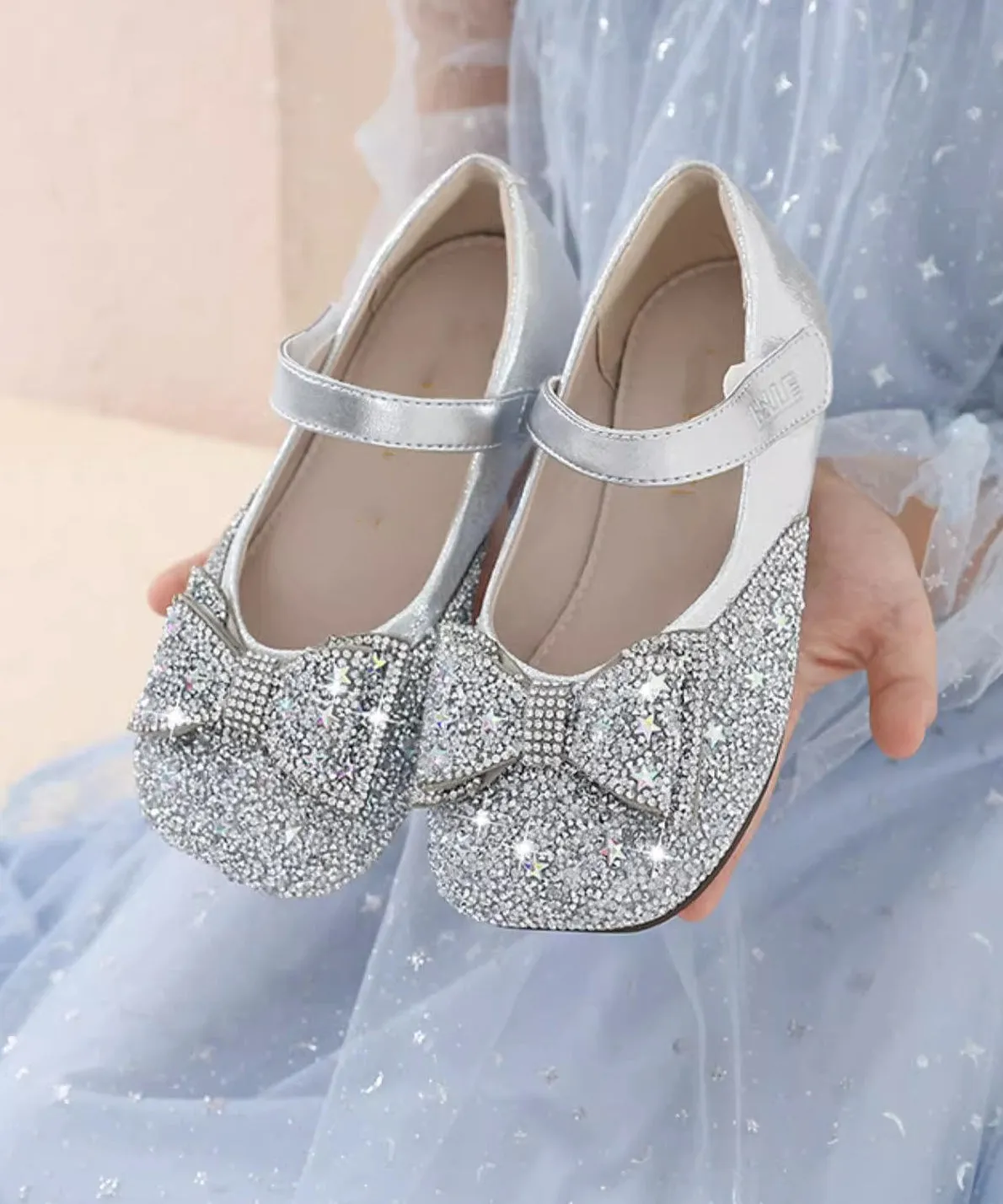 Vogue Silvery Bow Silvery Splicing Buckle Strap Girls Flat Feet Shoes