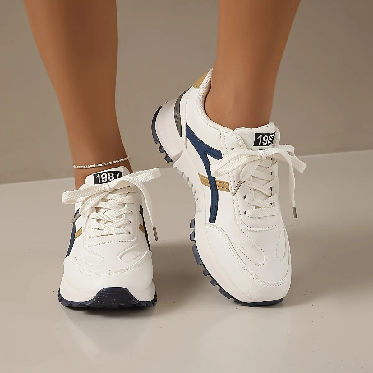 Women's Lightweight Casual Sneakers